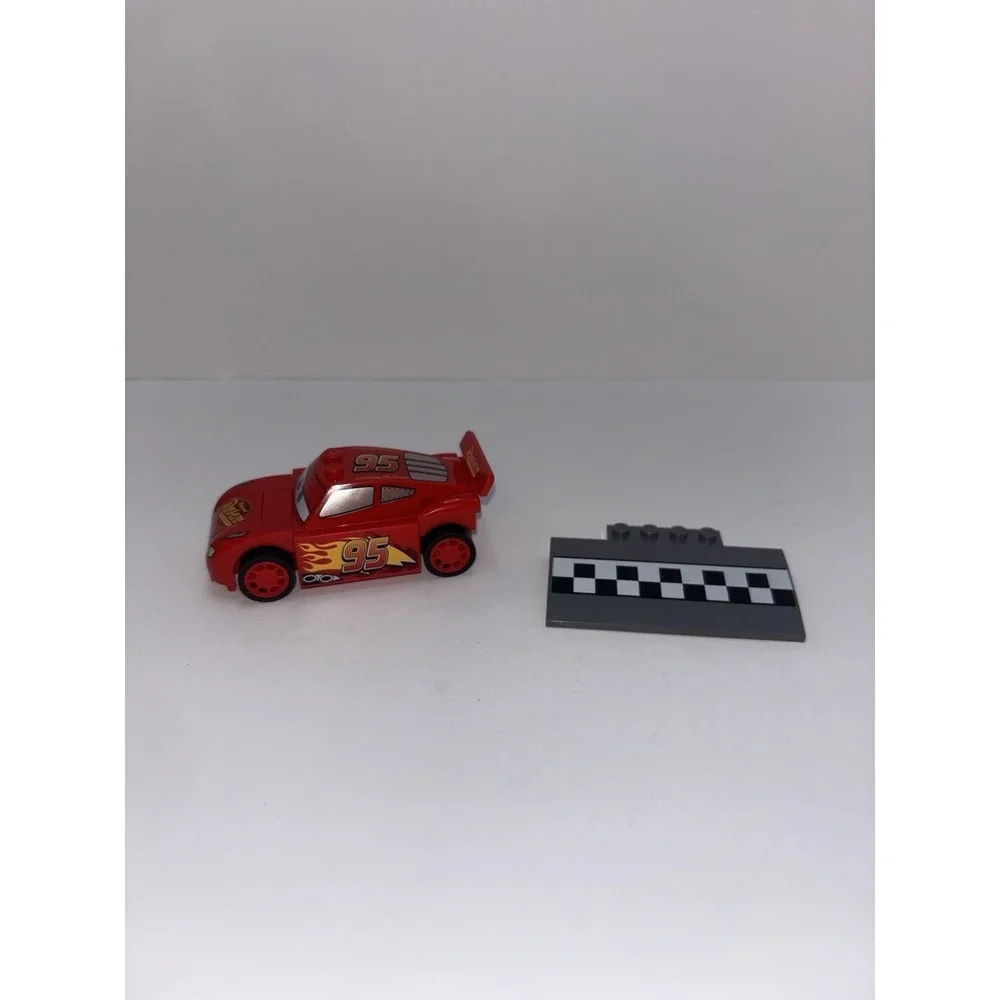 LEGO Lightning McQueen Minifigure Red Rust-eze Disney Cars 10730 crs018 2017
